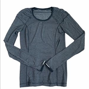 Lululemon Fitted Long Sleeve dark grey